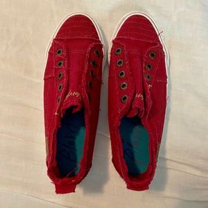 Women’s shoes